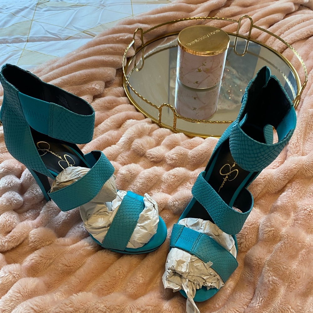Lovely blue high heel, sexy Jessica Simpson excellent condition - Picture 3 of 5